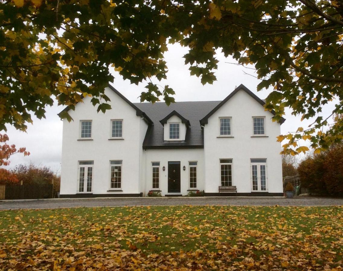 Seven Oaks B&B Ballyhaunis Exterior foto